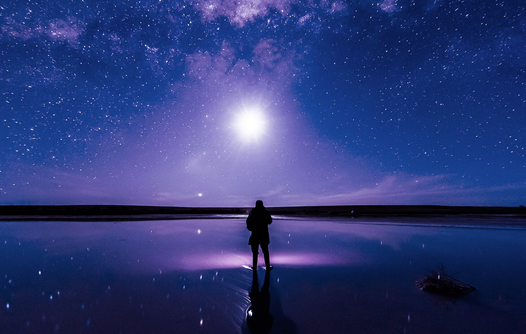 Man-stargazing-reflection-Crocus_PPT